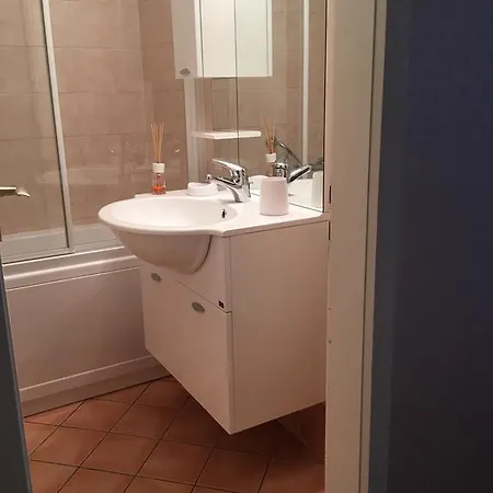 24 Etrier Pool & Apartamento