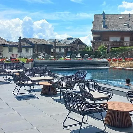 24 Etrier Pool &